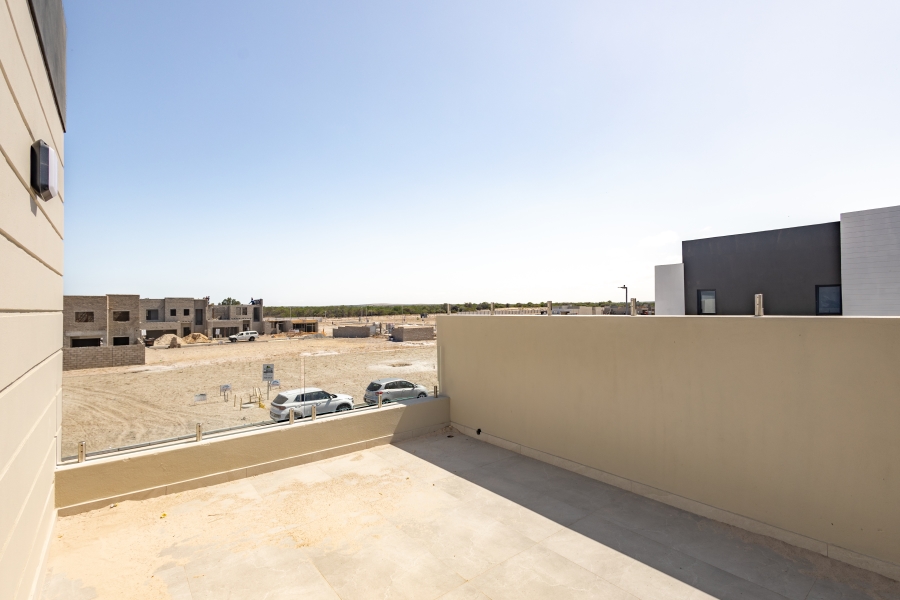 4 Bedroom Property for Sale in Sandown Western Cape